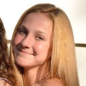 Meet your Posher, Claire